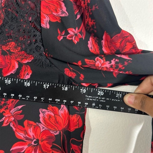 Carmen Marc Valvo Women's Floral Lace Blouse Multicolor Size S Petites - Picture 4 of 7